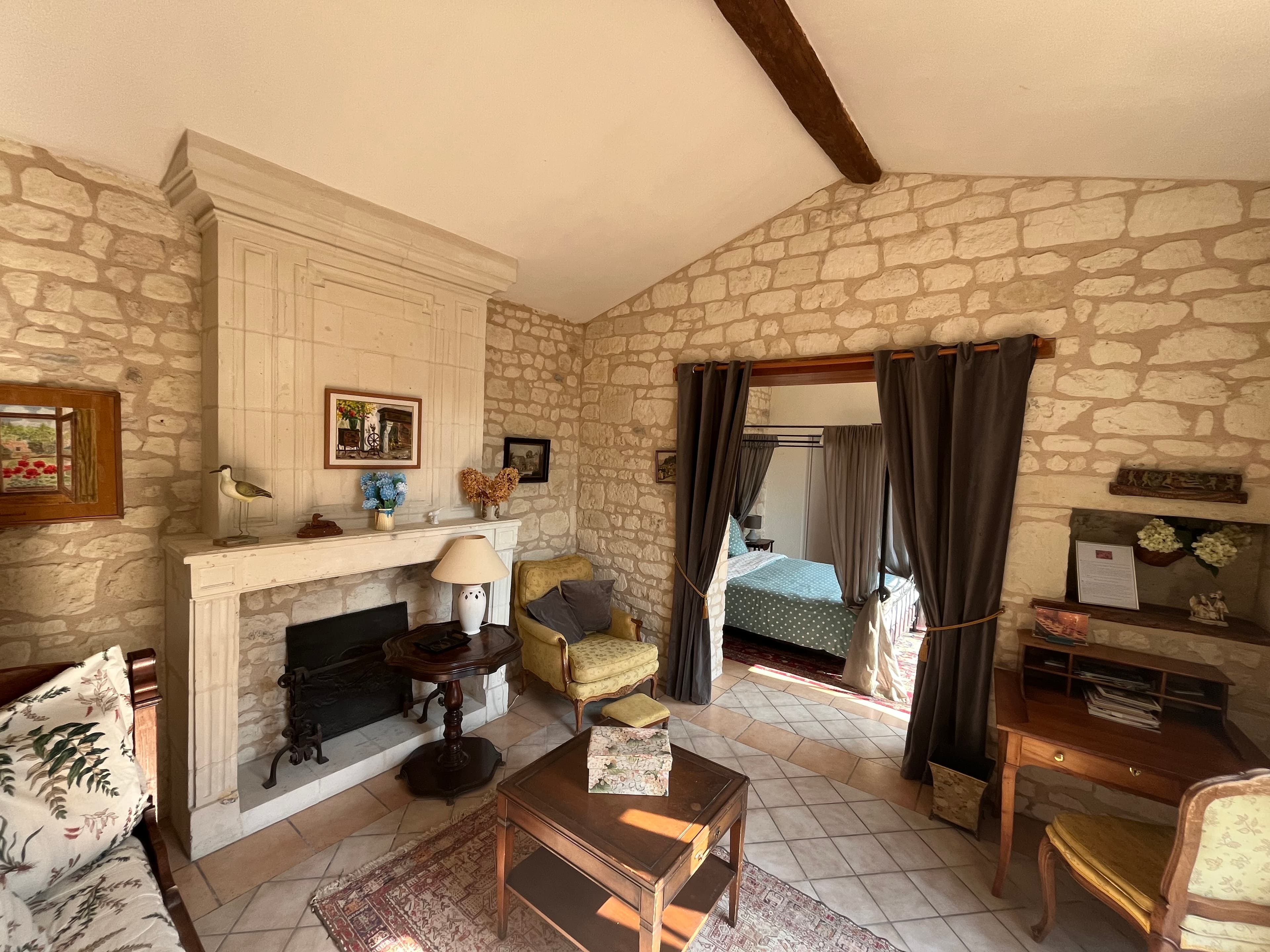 Propriété 530 m² - Bournand (86120)